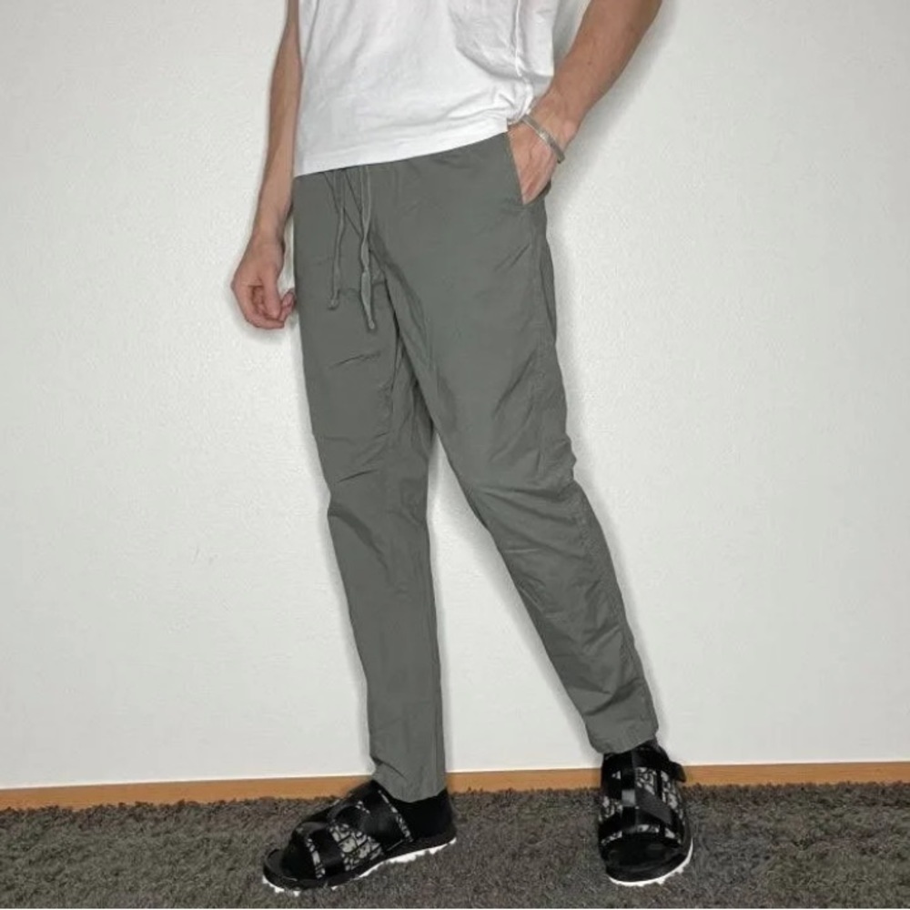GRAND RUNNING CLUB Flight Running Pants in Sage Green Mens size M